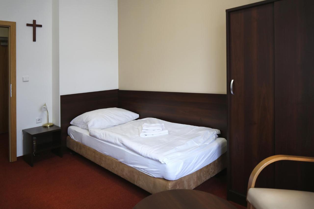 Penzion Pansky Dum Rozmital pod Tremsinem Dış mekan fotoğraf